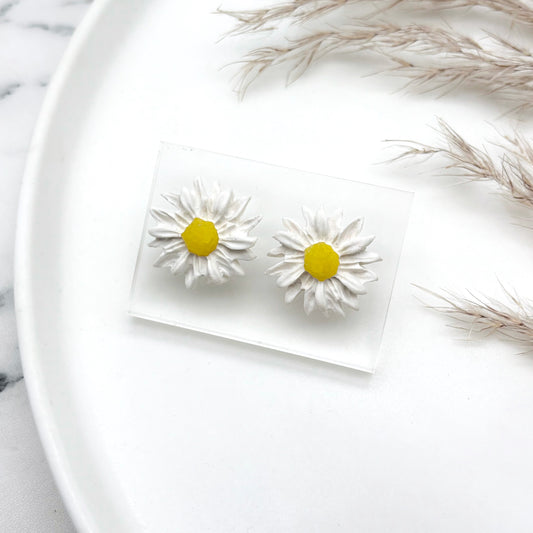The Daisy - Large